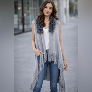NEW! NORTHERN ANGEL Sleeveless Faux Fur Open Front Cardigan Fringe Trim Gray S/M